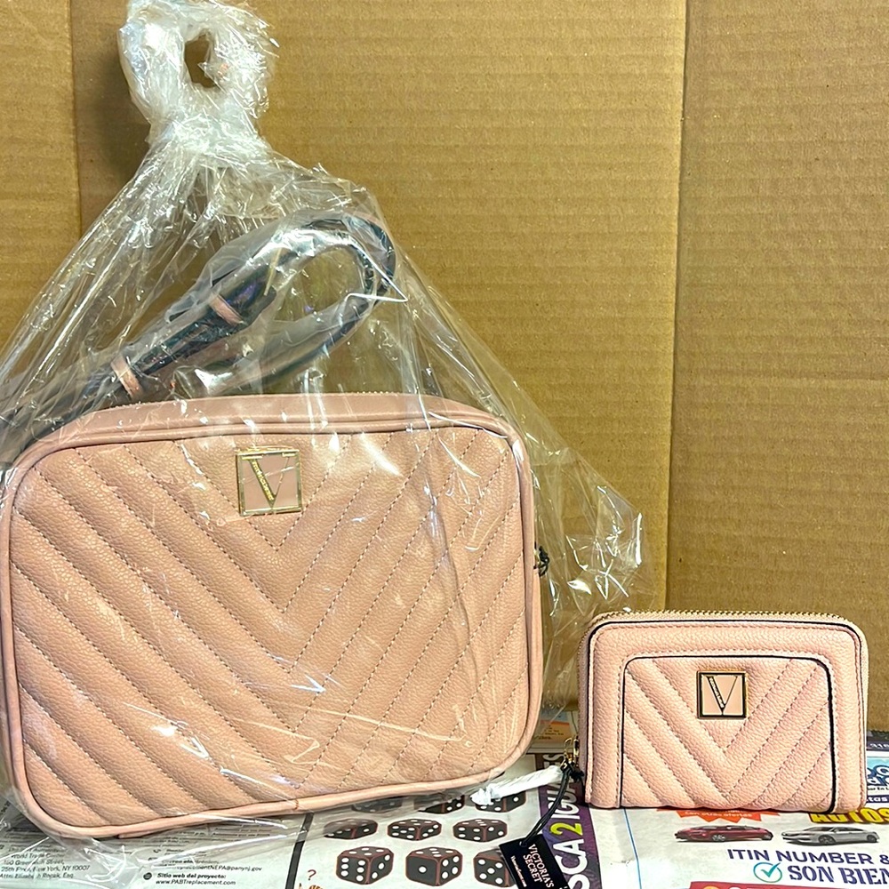 Victoria Secret set crossbody bag